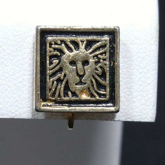Vintage Anne Klein Classic Logo Lion Clip On Earrings Distressed Black Enamel - Picture 2 of 6